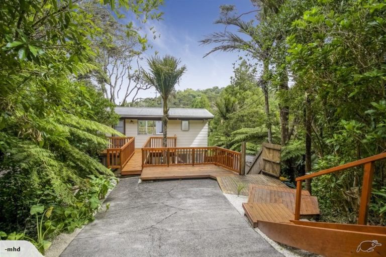 Photo of property in 29 Warner Park Avenue, Laingholm, Auckland, 0604