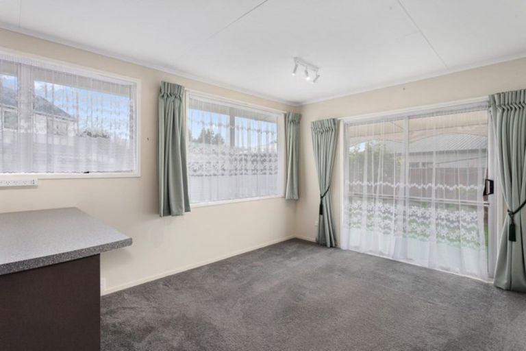 Photo of property in 37 Puriri Crescent, Edgecumbe, 3120