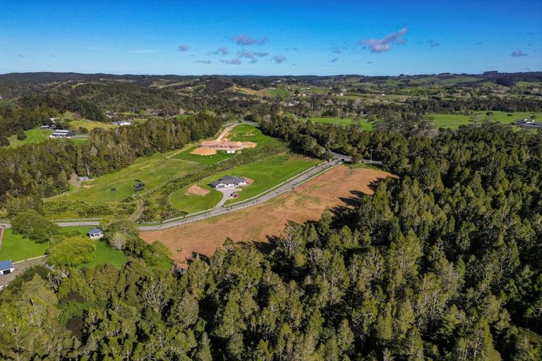 Photo of property in 5 Waymau Lane, Coatesville, 0792