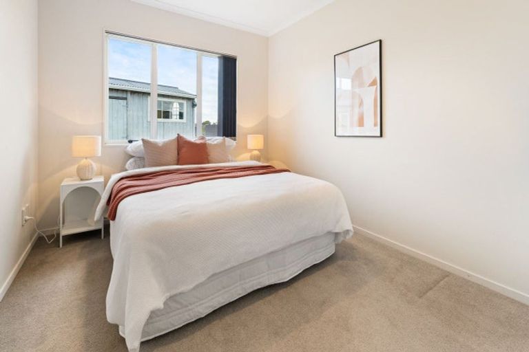 Photo of property in 6 Waynes Place, Pukekohe, 2120