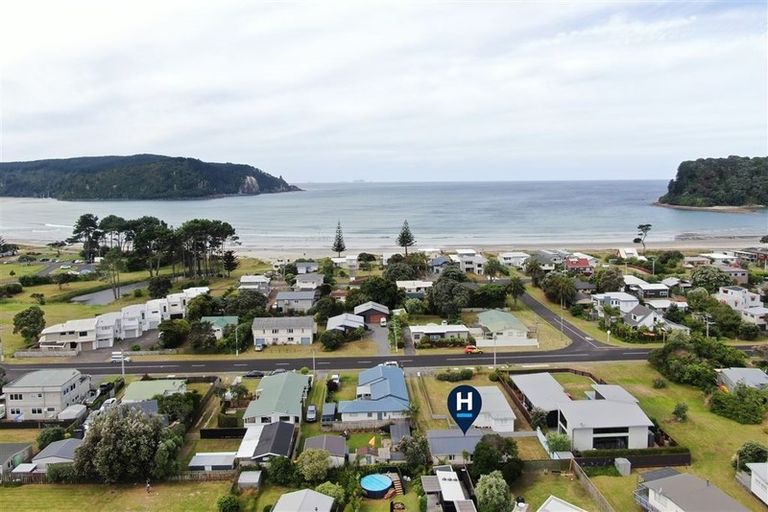 Photo of property in 609b Ocean Road, Whangamata, 3620