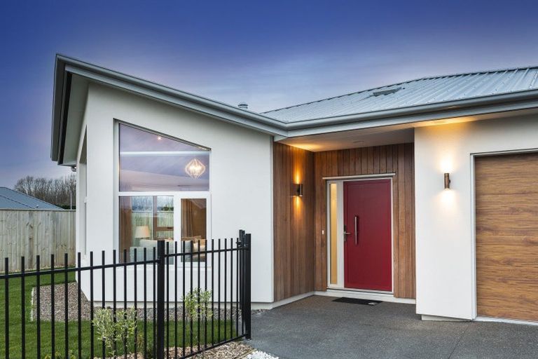 Photo of property in 48 Candlesticks Crescent, Lincoln, 7608