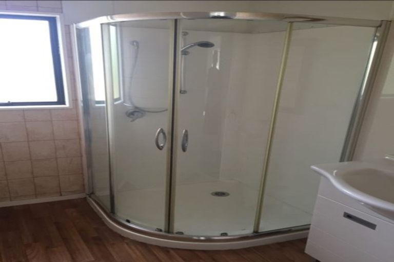 Photo of property in 5a Hetley Crescent, Taradale, Napier, 4112