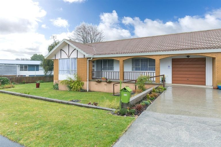 Photo of property in 2/2 Eden Avenue, Te Awamutu, 3800