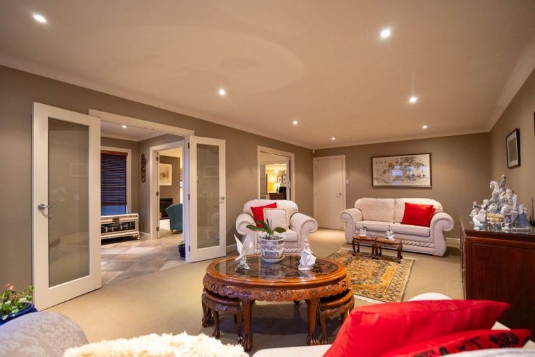 Photo of property in 42 Lincoln Terrace, Hokowhitu, Palmerston North, 4410