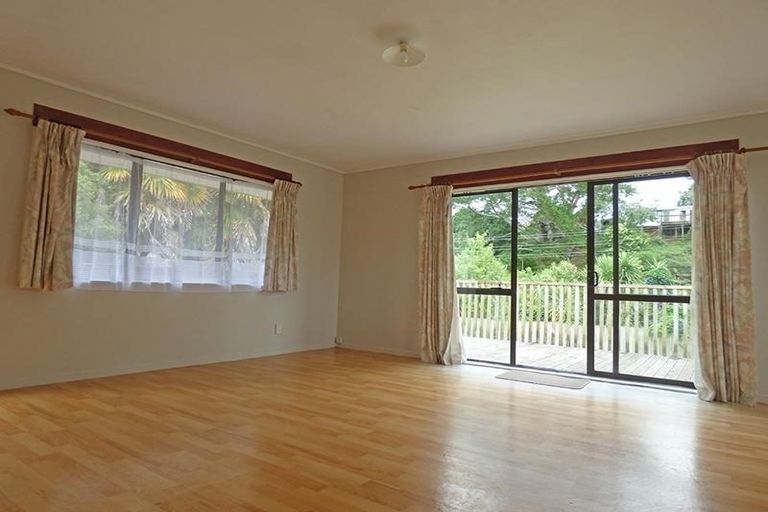 Photo of property in 1/8 Woodside Road, Massey, Auckland, 0614