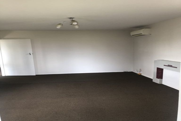 Photo of property in 10a Epsom Road, Sockburn, Christchurch, 8042