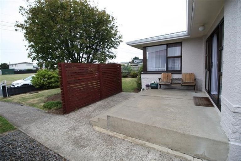 Photo of property in 1 Duff Place, Mosgiel, 9024