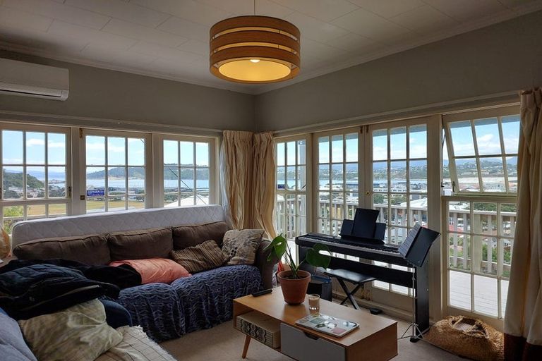 Photo of property in 2 Naughton Terrace, Kilbirnie, Wellington, 6022