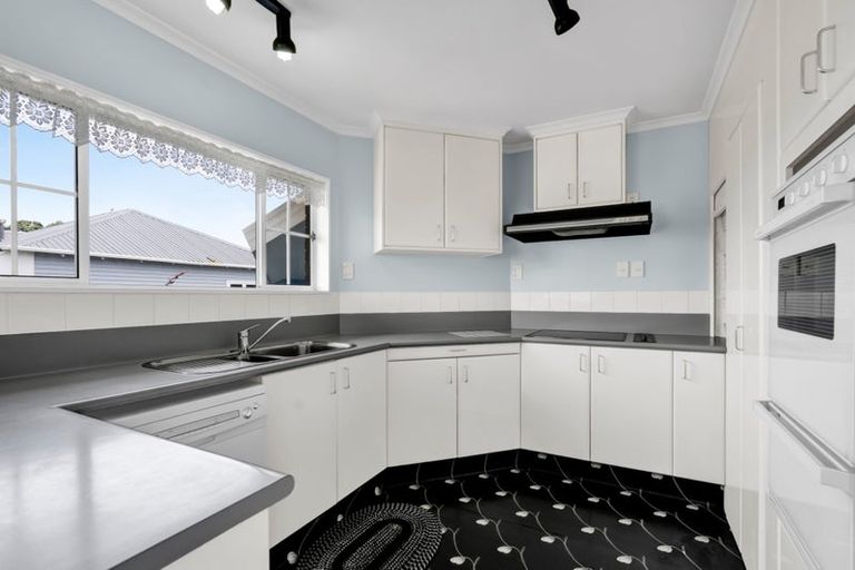 Photo of property in 56a Bayly Road, Blagdon, New Plymouth, 4310