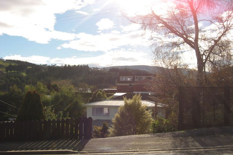 Photo of property in 334 Kenmure Road, Kenmure, Dunedin, 9011