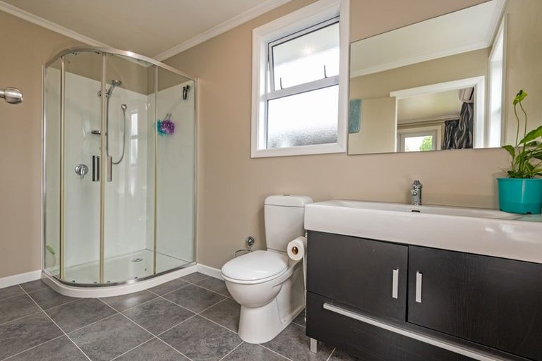 Photo of property in 88 Ruamahanga Crescent, Terrace End, Palmerston North, 4410