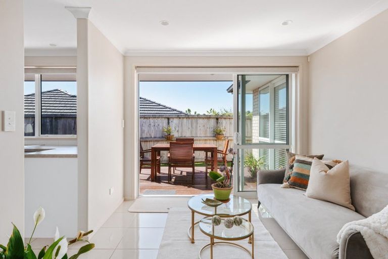 Photo of property in 12 Fairfax Crescent, Pyes Pa, Tauranga, 3112