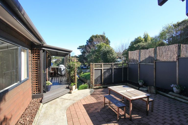 Photo of property in 11 East Street, Raglan, 3225