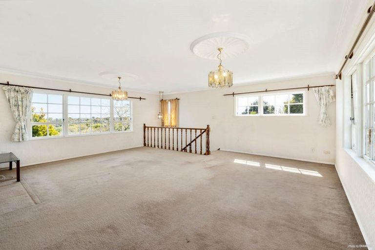 Photo of property in 5 Diosma Place, Botany Downs, Auckland, 2010
