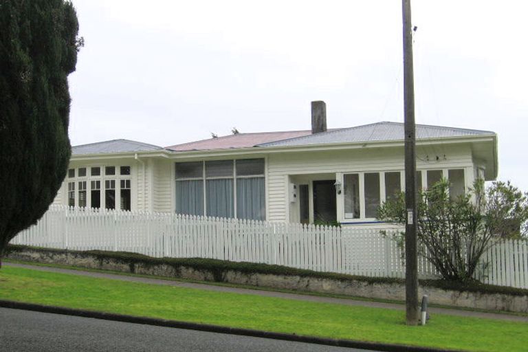 Photo of property in 21 Rimu Street, Helensville, 0800