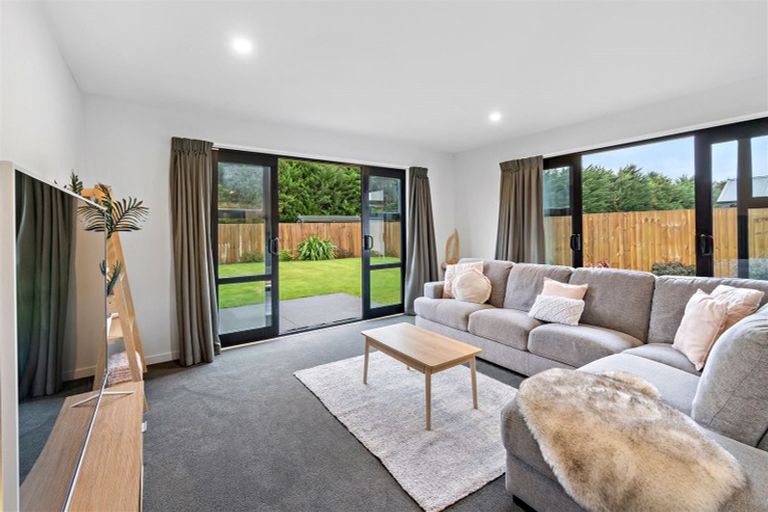 Photo of property in 15 Robert Duncan Road, Belfast, Christchurch, 8051