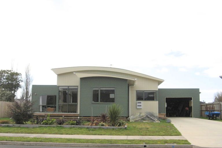 Photo of property in 7 Pacific Place, Whitianga, 3510
