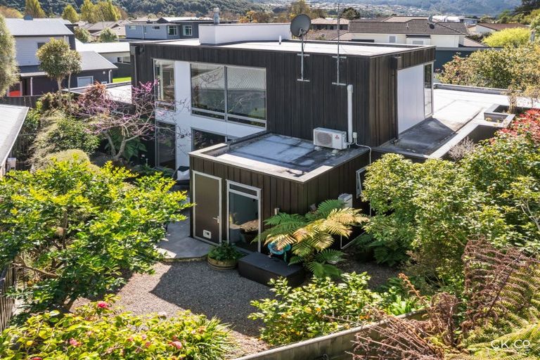 Photo of property in 11 Parkwood Grove, Trentham, Upper Hutt, 5018