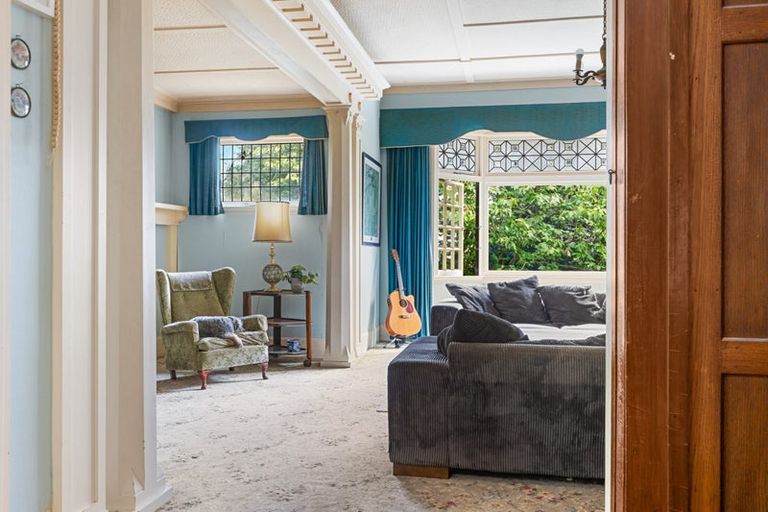 Photo of property in 353 Devon Street West, Lynmouth, New Plymouth, 4310