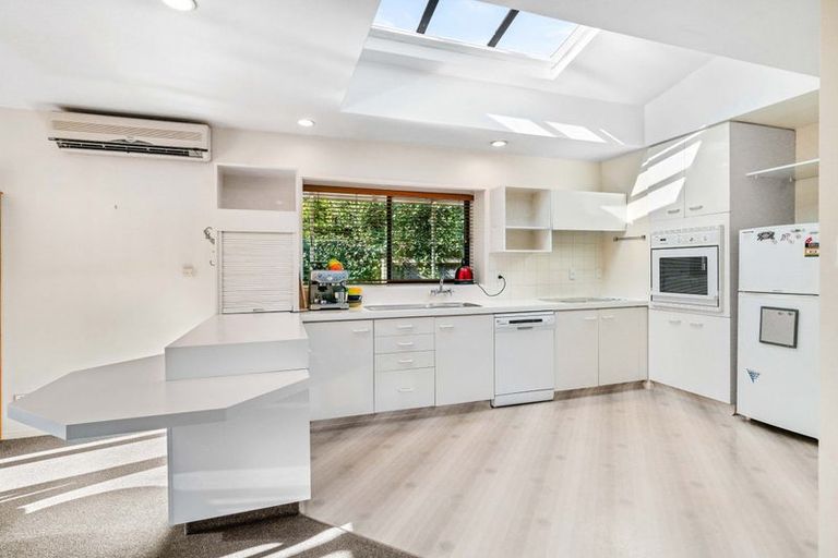 Photo of property in 4 Ferniehurst Street, Somerfield, Christchurch, 8024