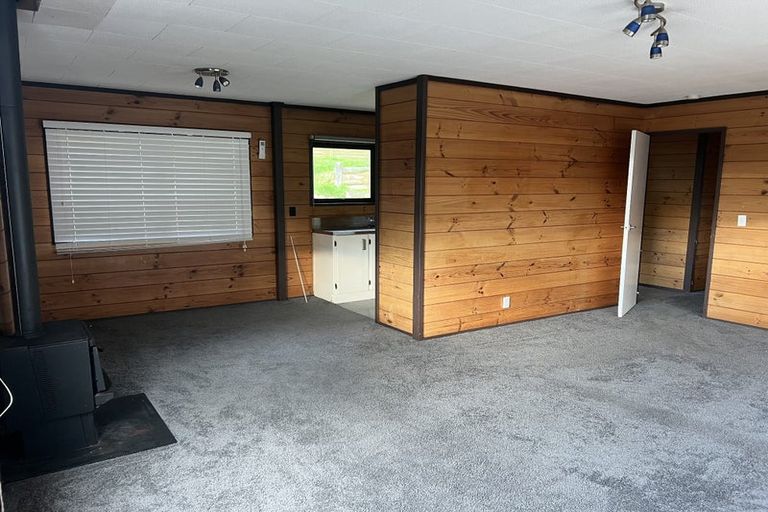 Photo of property in 68 Omapere Street, Whitby, Porirua, 5024