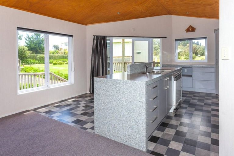 Photo of property in 124a Kon Tiki Road, Whiritoa, Whangamata, 3691