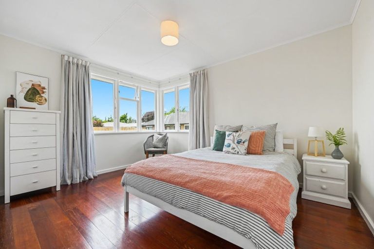 Photo of property in 124 Clarkin Road, Fairfield, Hamilton, 3214