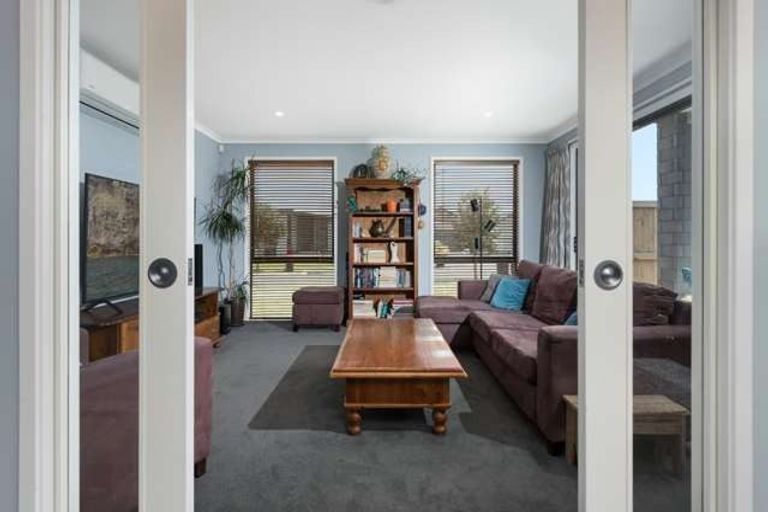 Photo of property in 36 Awatira Drive, Papamoa Beach, Papamoa, 3118