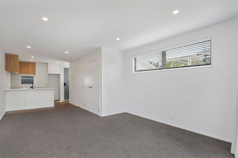 Photo of property in 31 Oxley Avenue, St Albans, Christchurch, 8014