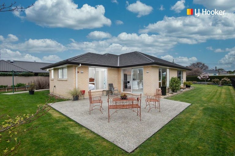 Photo of property in 8 Centre Street, Mosgiel, 9024