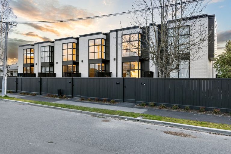 Photo of property in 3/25 Matai Street West, Riccarton, Christchurch, 8011