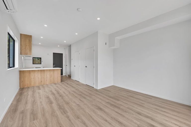 Photo of property in 14/345 Pakuranga Road, Pakuranga Heights, Auckland, 2010