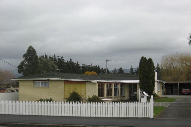 Photo of property in 322 High Street South, Carterton, 5713