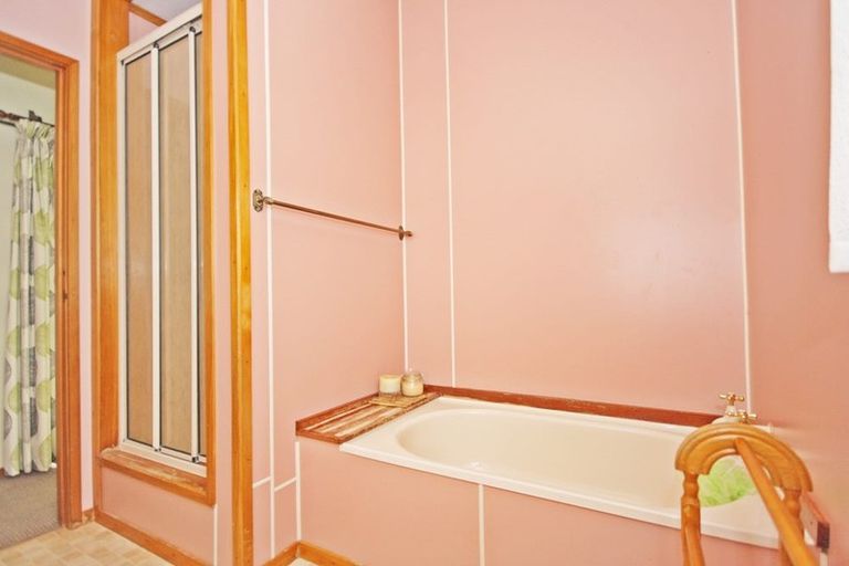 Photo of property in 202 Achilles Avenue, Whangamata, 3620