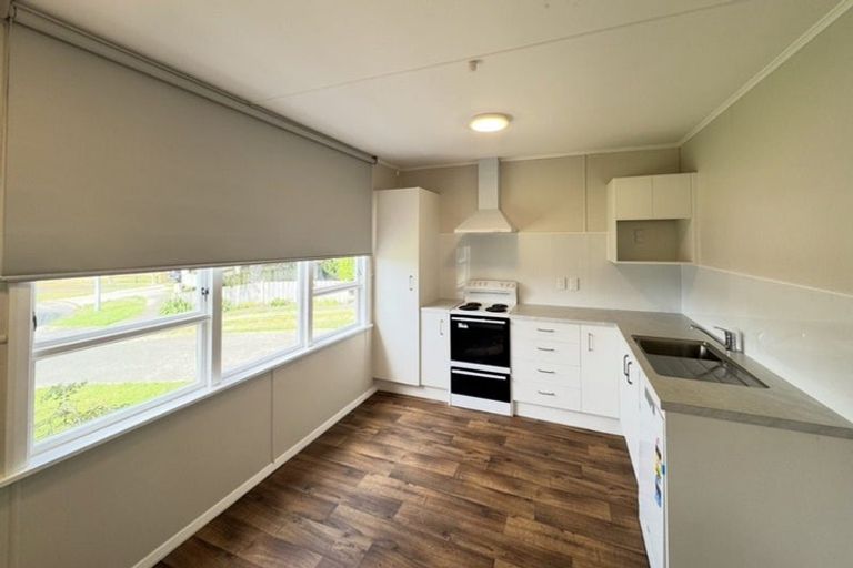 Photo of property in 12-14 Opie Place, Highbury, Palmerston North, 4412