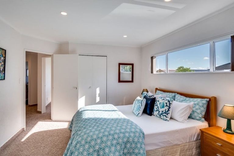 Photo of property in 29 Enfield Road, Hospital Hill, Napier, 4110