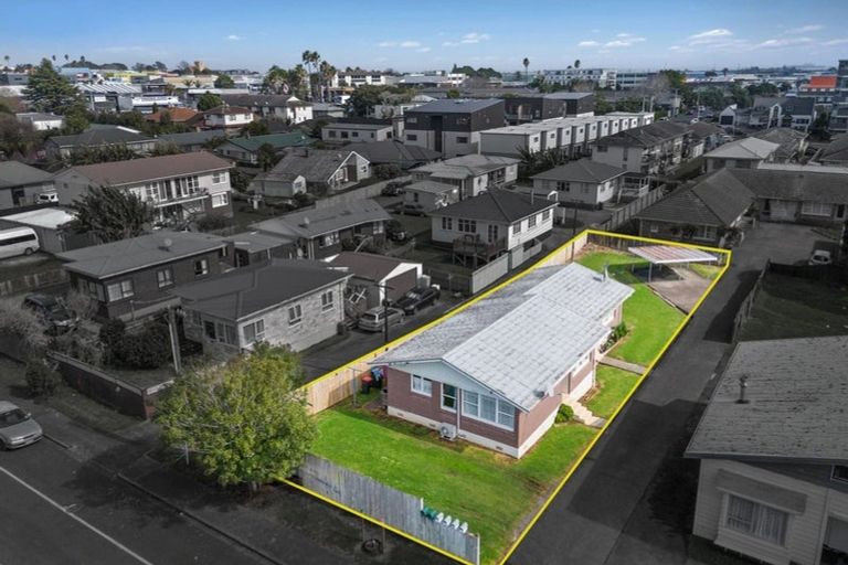 Photo of property in 17 Church Street, Otahuhu, Auckland, 1062