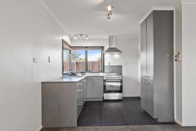 Photo of property in 47b Solomon Avenue, Redwood, Christchurch, 8051