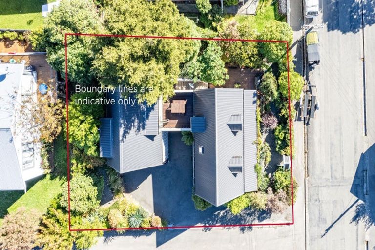 Photo of property in 32 Rue Balguerie, Akaroa, 7520