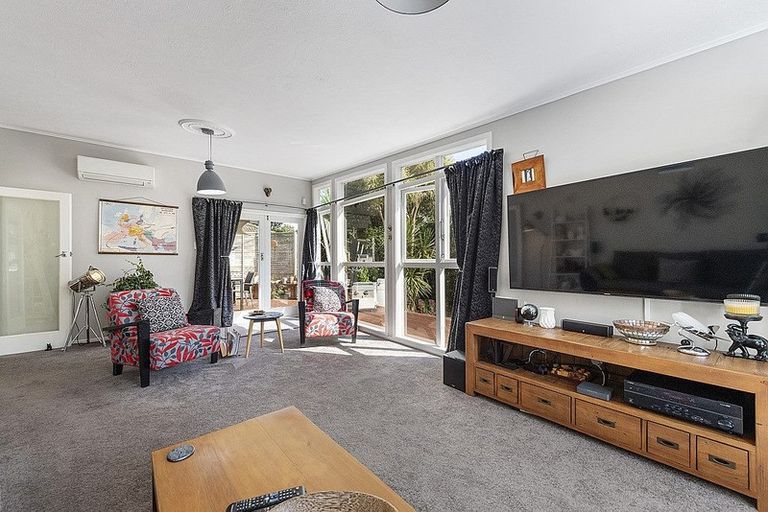 Photo of property in 34 Cleary Street, Waterloo, Lower Hutt, 5011