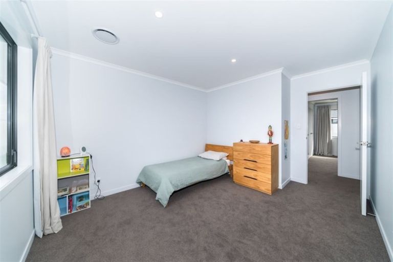 Photo of property in 5 Grand Oaks Drive, Awapuni, Palmerston North, 4412