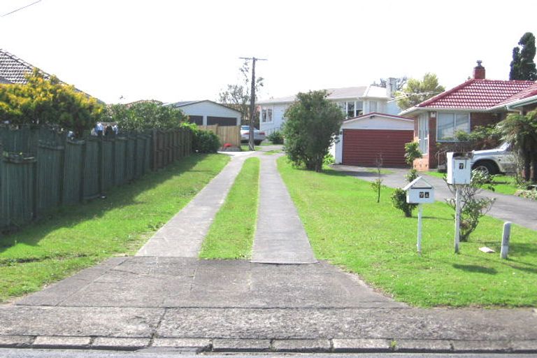 Photo of property in 1/7 Strid Road, Te Atatu South, Auckland, 0610