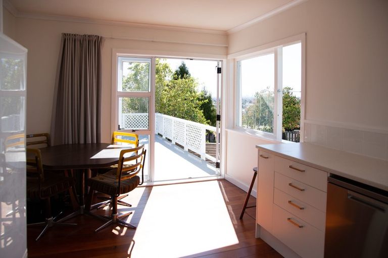 Photo of property in 1/5 Glenview Road, Glen Eden, Auckland, 0602