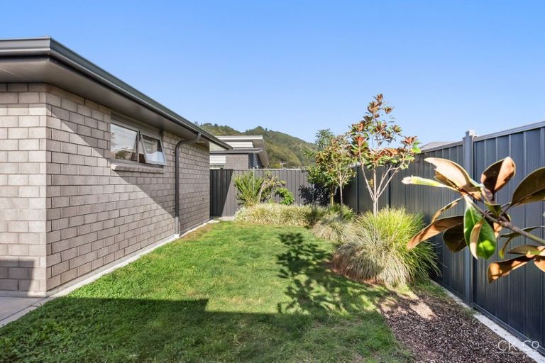 Photo of property in 9 Pattullo Crescent, Wallaceville, Upper Hutt, 5018