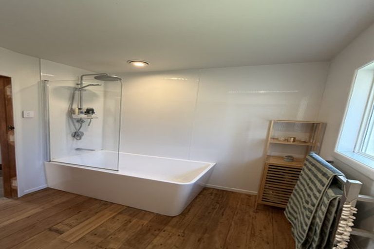 Photo of property in 16 Hursthouse Street, Vogeltown, New Plymouth, 4310