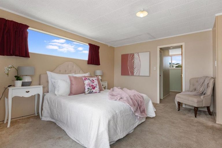 Photo of property in 63 Te Pene Avenue, Titahi Bay, Porirua, 5022