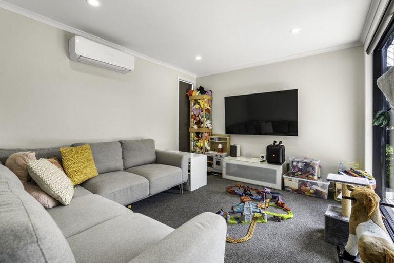 Photo of property in 2 Inuwai Street, Glenview, Hamilton, 3206