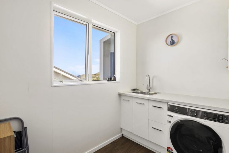 Photo of property in 13 Arun Crescent, Southgate, Wellington, 6023