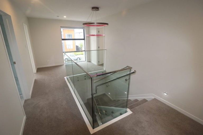 Photo of property in 8b Dorricott Avenue, Hobsonville, Auckland, 0616